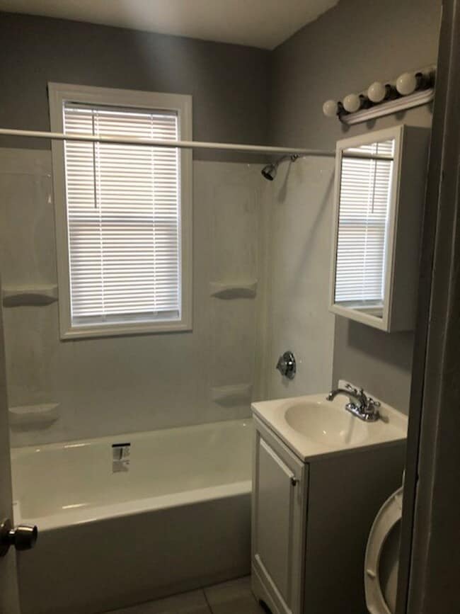 27 Deering Rd in Boston, MA - Building Photo - Building Photo