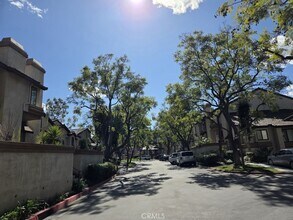 9 Rock Cliff Pl in Pomona, CA - Building Photo - Building Photo