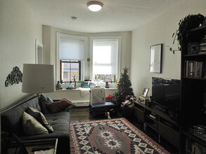 120 Willow St, Unit 2A in Cambridge, MA - Building Photo - Building Photo