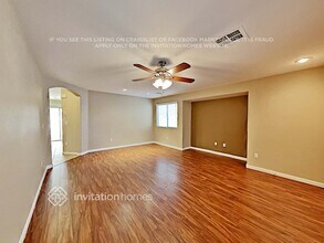 9180 Giardino Villa St, Unit 6-420 in Las Vegas, NV - Building Photo - Building Photo