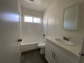 7766 Wyngate St in Los Angeles, CA - Building Photo - Building Photo