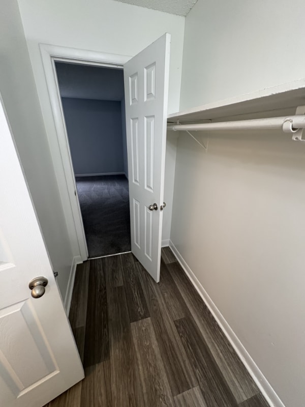 1005 Hickory Hill Ln in Nashville, TN - Building Photo - Building Photo