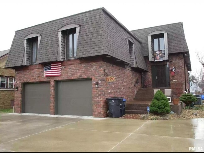 property at 1720 18th Ave