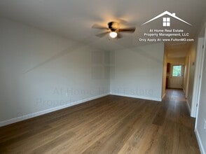 1900 Dunham Dr in Fulton, MO - Building Photo - Building Photo