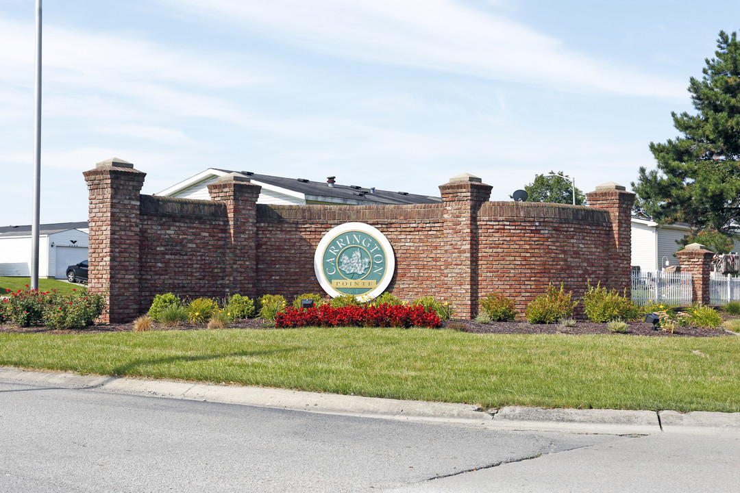 Carrington Pointe in Fort Wayne, IN - Foto de edificio