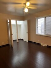 6107 N Mozart St, Unit 2nd in Chicago, IL - Building Photo - Building Photo