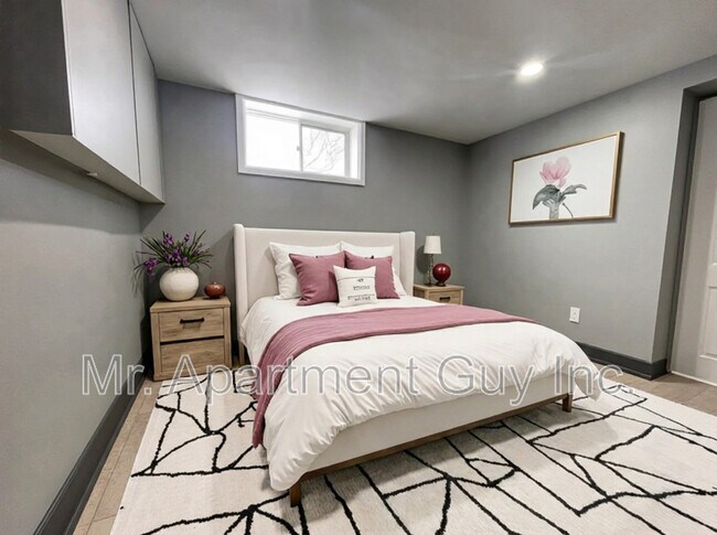 23 Glen Belle Crescent in Toronto, ON - Building Photo - Building Photo