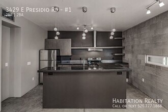 3429 E Presidio Rd in Tucson, AZ - Foto de edificio - Building Photo