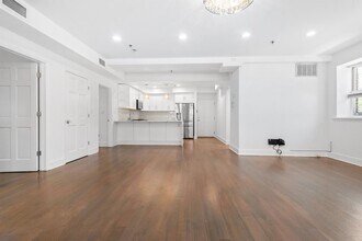 547 Bloomfield St in Hoboken, NJ - Building Photo - Building Photo