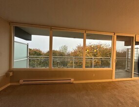 235 Broadway in Tacoma, WA - Building Photo - Building Photo