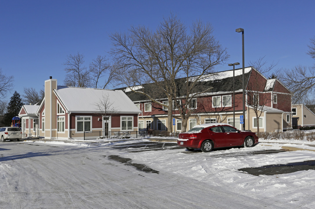 Blooming Glen Townhomes in Minneapolis, MN - Building Photo