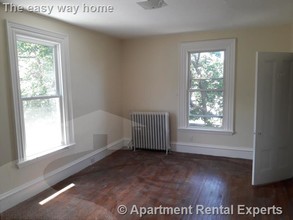 5 Day St, Unit 1 in Cambridge, MA - Building Photo - Building Photo