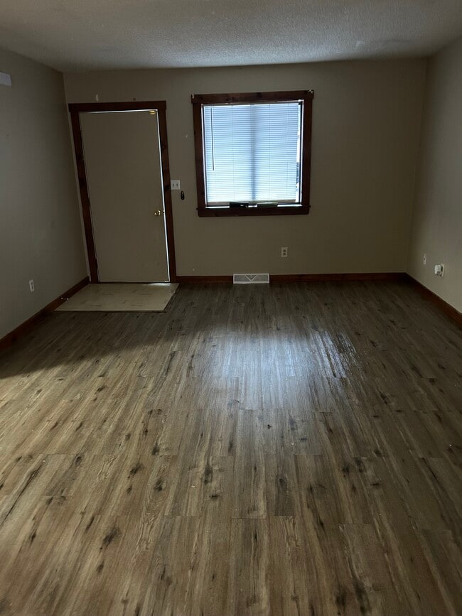 1189 Goode Rd in Ballston Spa, NY - Building Photo - Building Photo