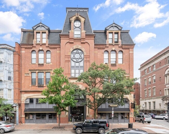 property at 9 Appleton St