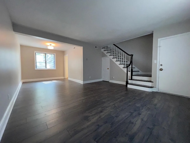 4600 Fort Jackson Blvd in Columbia, SC - Foto de edificio - Building Photo