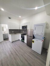 734 SW 4th St in Miami, FL - Building Photo - Building Photo