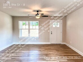 100 S 9th St in Easley, SC - Building Photo - Building Photo