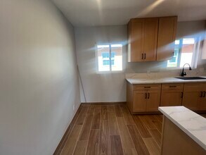 6909 Fulton Ave, Unit 5 in Los Angeles, CA - Building Photo - Building Photo