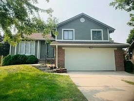 12669 Meredith Ave in Omaha, NE - Building Photo