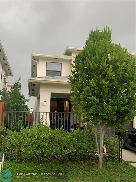 property at 1103 NE 3rd Ave