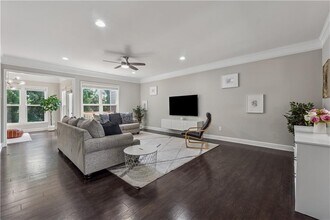 733 Wexford Cove Way in Mableton, GA - Building Photo - Building Photo