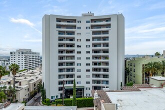 Franklin Towers in Los Angeles, CA - Building Photo - Building Photo
