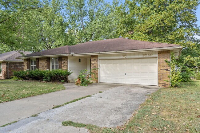 3259 S Elmira Ave in Springfield, MO - Building Photo - Building Photo