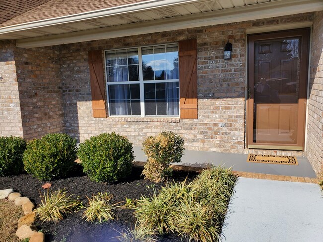 370 Headrickview Dr in Maryville, TN - Building Photo - Building Photo