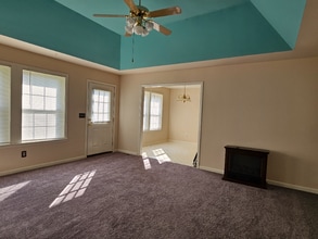 1011 Brookwood Dr in Gallatin, TN - Building Photo - Building Photo