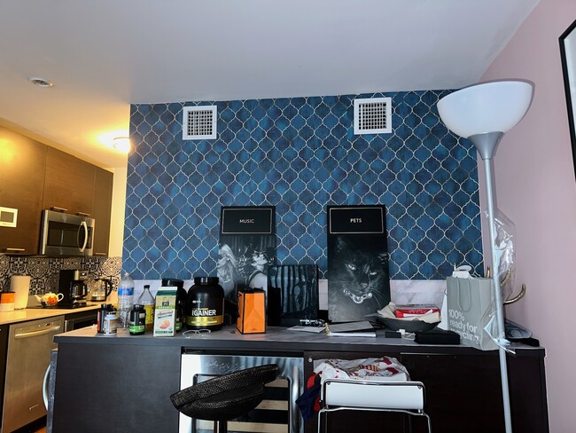 1550 Pennsylvania Ave, Unit 123 in Miami Beach, FL - Building Photo - Building Photo