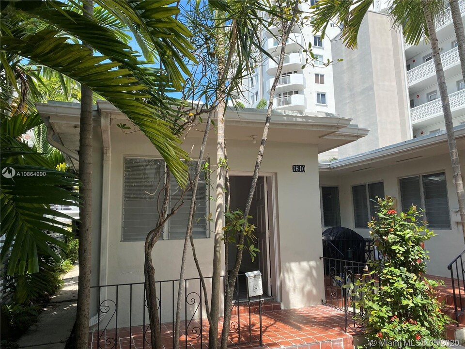 1610 West Ave-Unit -3 in Miami Beach, FL - Building Photo