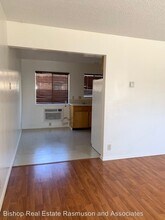 287 E Elm St-Unit -#2 in Bishop, CA - Building Photo - Building Photo