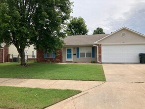 1003 W 22nd St N in Claremore, OK - Building Photo - Building Photo