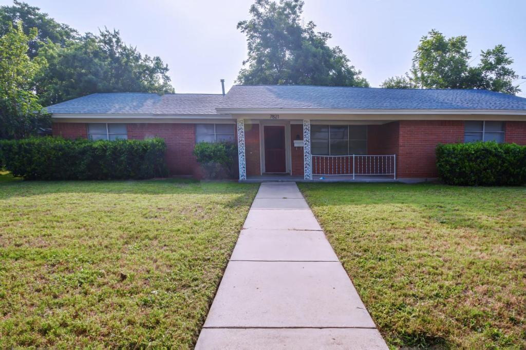 7821 Natalie Dr in Fort Worth, TX - Building Photo