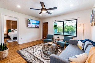 400 S Atlantic Ave in Cocoa Beach, FL - Building Photo