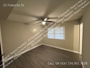 32 Forsyth St in Thomasville, NC - Building Photo - Building Photo