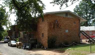 307 W Trinity Ave in Durham, NC - Building Photo - Building Photo