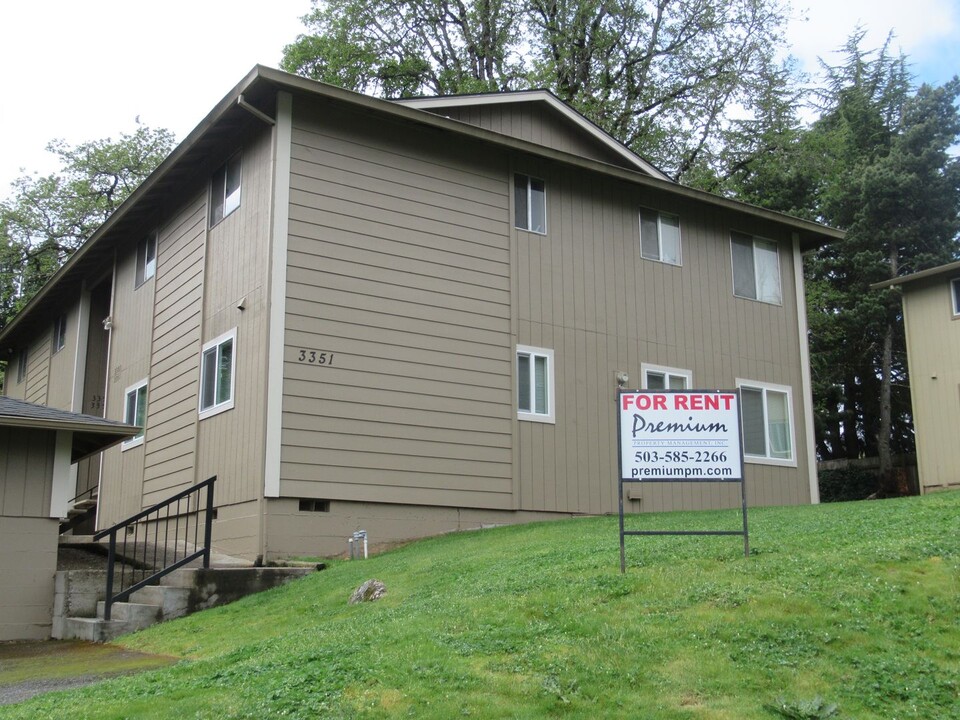 3355 Willow Ct SE in Salem, OR - Foto de edificio