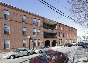 Mazur Park Apartments in Lowell, MA - Building Photo - Building Photo