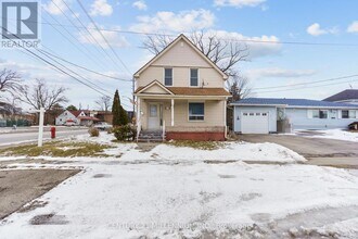 21 Bridge St in Port Colborne, ON - Building Photo - Building Photo