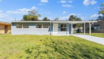 4447 Ivey Ct in Orlando, FL - Building Photo