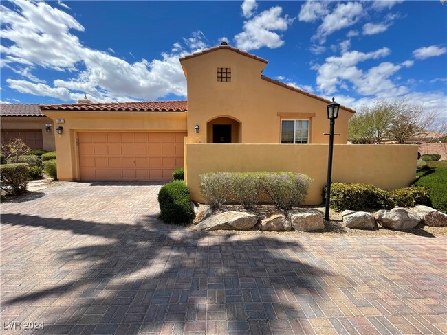 75 Avenza Dr in Henderson, NV - Building Photo - Building Photo