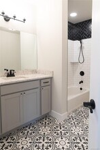 1090 New York Ave in Huntington Station, NY - Building Photo - Building Photo