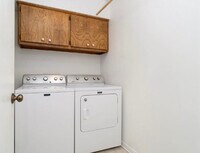3128 Winding Way photo'