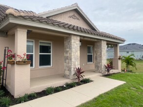 17314 Cape Horn Blvd in Punta Gorda, FL - Building Photo - Building Photo