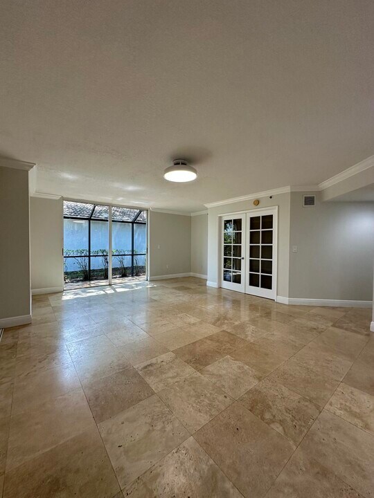 3151 Clint Moore Rd in Boca Raton, FL - Building Photo