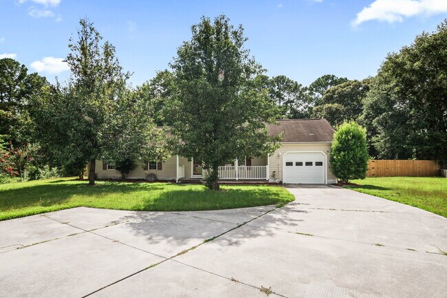 118 Goldie Ln in Beulaville, NC - Building Photo - Building Photo