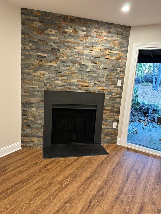 55 Providence Ave in Doylestown, PA - Foto de edificio - Building Photo