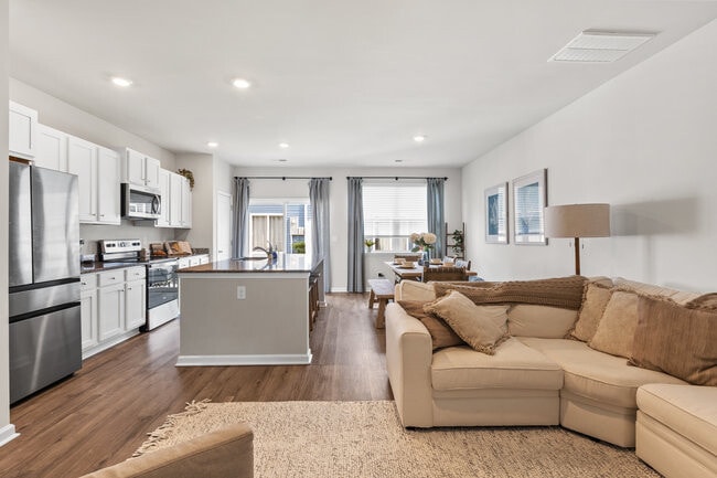 4686 Wildaire Ln