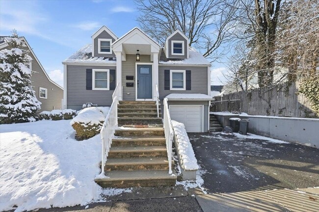 property at 7 Main Terrace